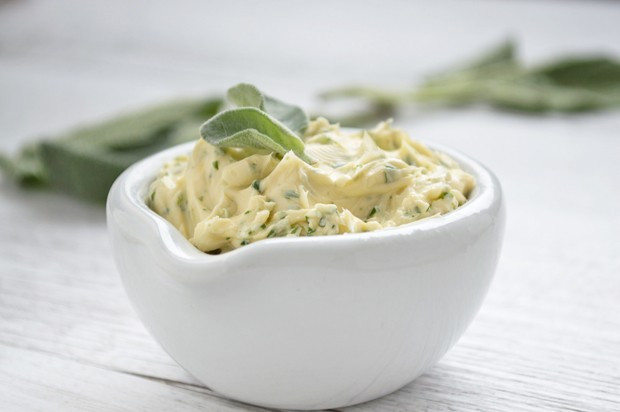 Köstliches Bärlauchbutter-Rezept mit dem Stabmixer - Catering Gerichte